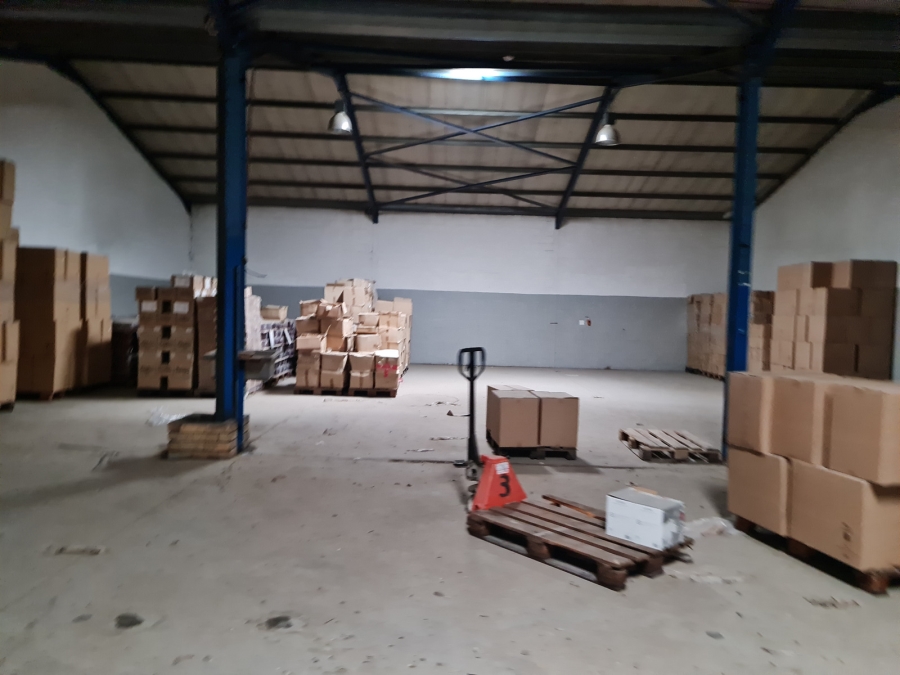 To Let commercial Property for Rent in Broadlands Western Cape